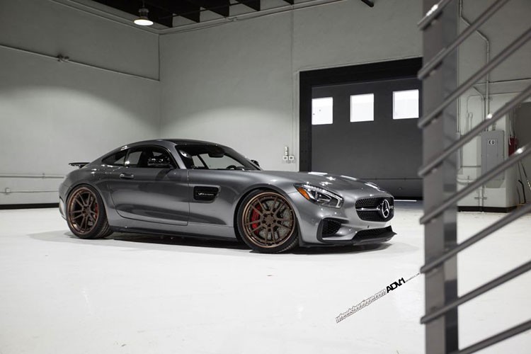 Bo mam hoa tiet dep “het say” cho Mercedes-AMG GT S